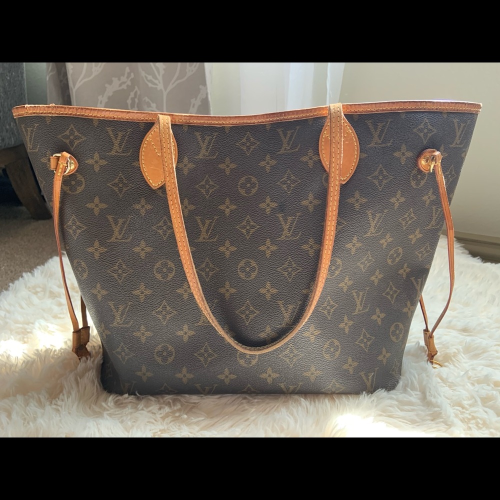 Authentic Louis Vuitton Neverfull MM